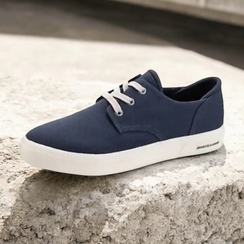 NWT Sun + Stone Men’s Kiva Core Lace Up Sneakers